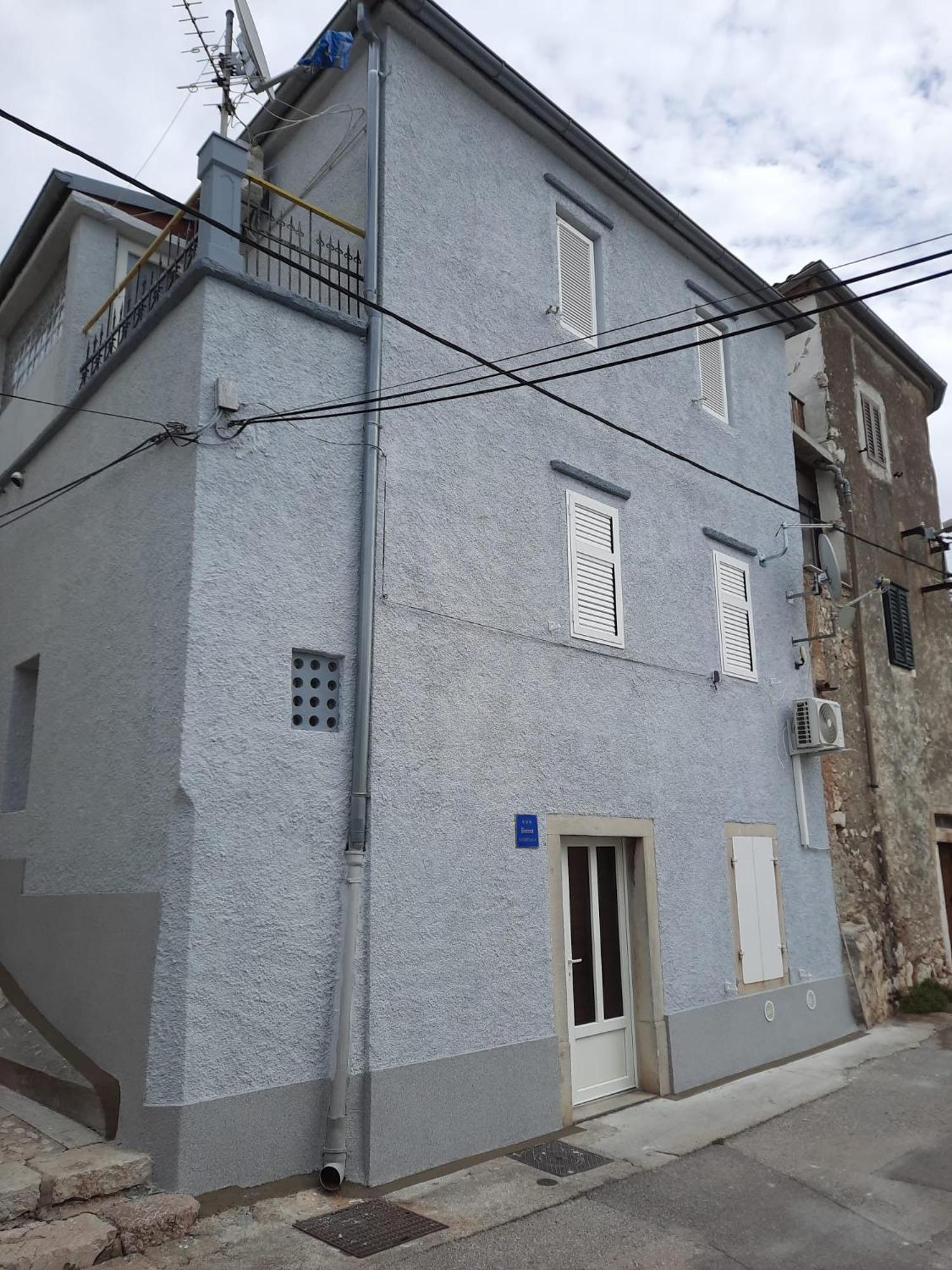 Apartmant Bionda Novi Vinodolski, Cozy And Nice Apartment For 4 People In The City Center Экстерьер фото
